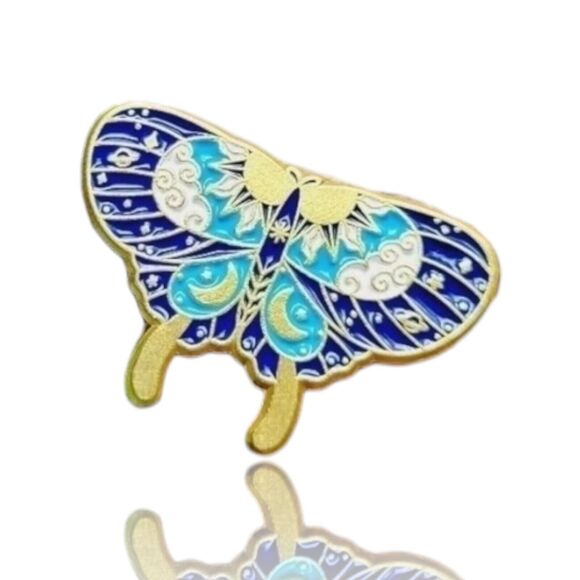 Moth Enamel Pin Brooch Mystical magical Nature Moth lover Fashion pin butterfly - Picture 1 of 11